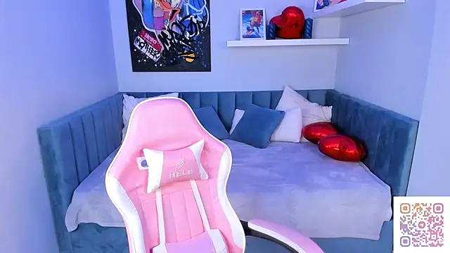 Chat XXX en directo de CharlotteMitchell