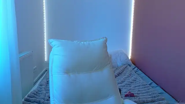 Anaayss_'s Live XXX Chat