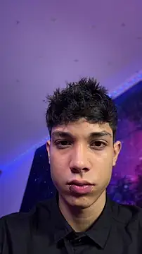 Chat +18 de DiamondEssence ao vivo