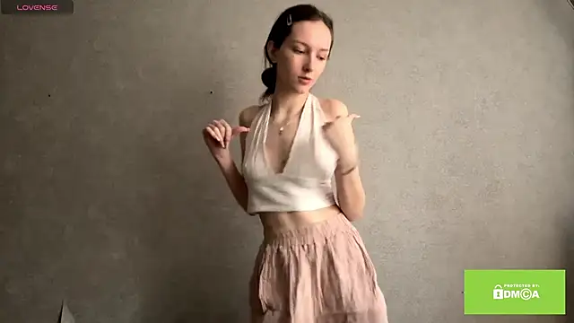 BeeutyLady53 Live XXX-Chat