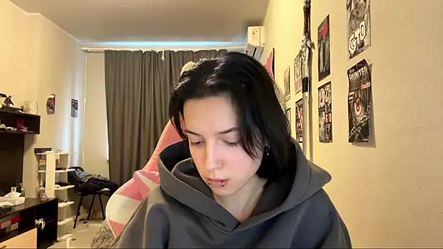 KateMirageeのライブXXXチャット