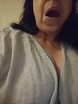 NakedMILFx Live XXX-chat