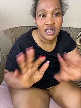 Pertunjukan Kamera Web Amandious