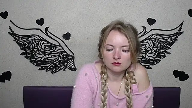 Show modela Nic0leDreams na web-kameri