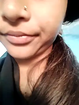 Pokazy przed kamerką – Karishma_88