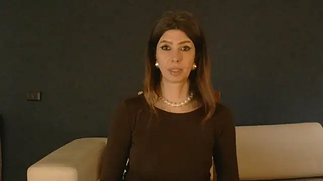 Онлайн чат XXX WhiteQueen888