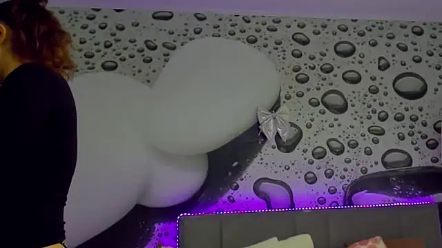 AlmaFancy's Live XXX Chat