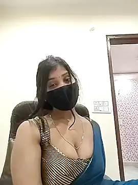 SEEMA_127: онлайн-секс-чат