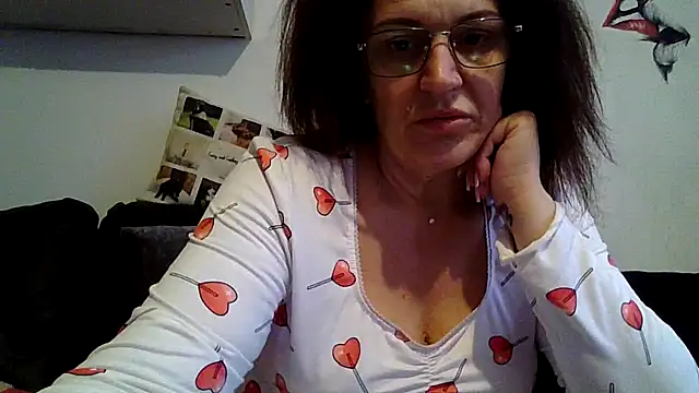 RubyyRosee Chat XXX live