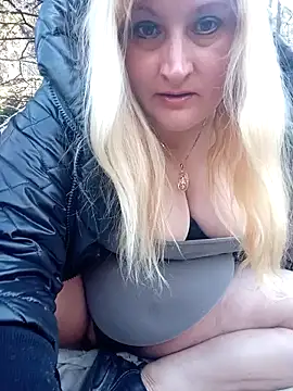 XHelenaX90 Chat XXX live