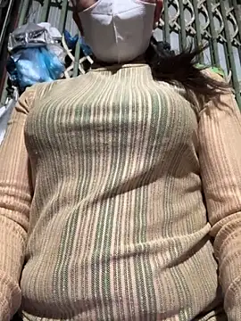 YANINA120 Show in webcam