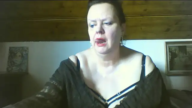 دردشة TiffanyMature الجنسية المباشرة