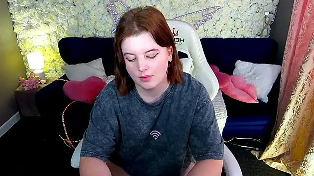 دردشة KristiFoxy الجنسية المباشرة