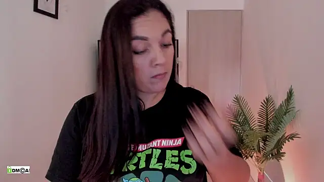 urcute_kitten live XXX chat