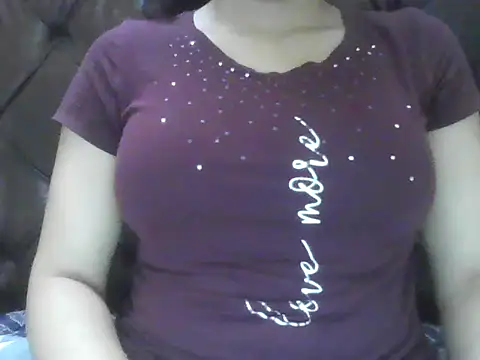 Chatroom XXX en direct de sexyrupali33