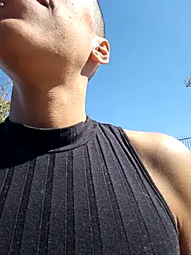 Goldenlace's Live XXX Chat