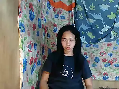 Živý XXX chat PinaySkinnyGirl