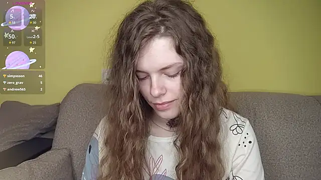 Chatroom XXX en direct de RayaNenlia