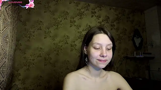 QutieDaSweet live XXX chat