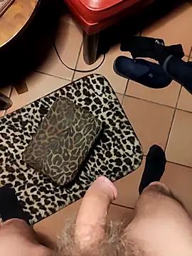 TAMI61: διαδικτυακό σόου στην κάμερα