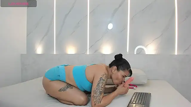 Webkamerová show stephany_west