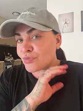 Chat +18 de HeyBABYGIRL ao vivo