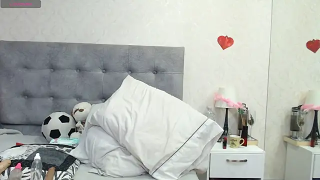 ScarlettGreen_ 现场XXX聊天