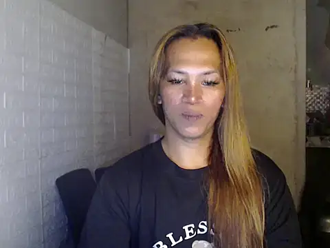 isabellabigcock06 现场XXX聊天