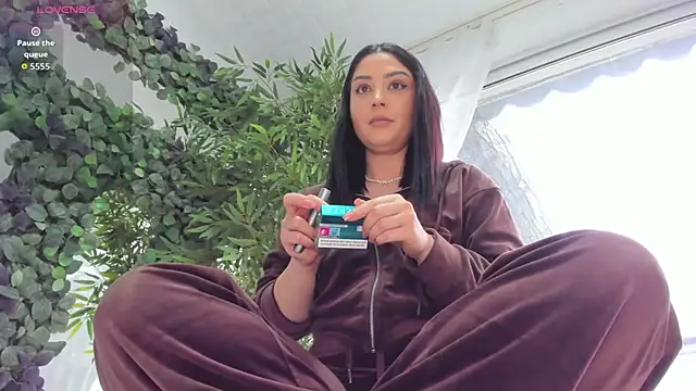 Lexi_Storm élő XXX-chatje