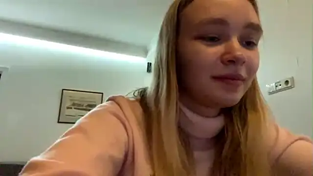 Leifuture élő XXX-chatje