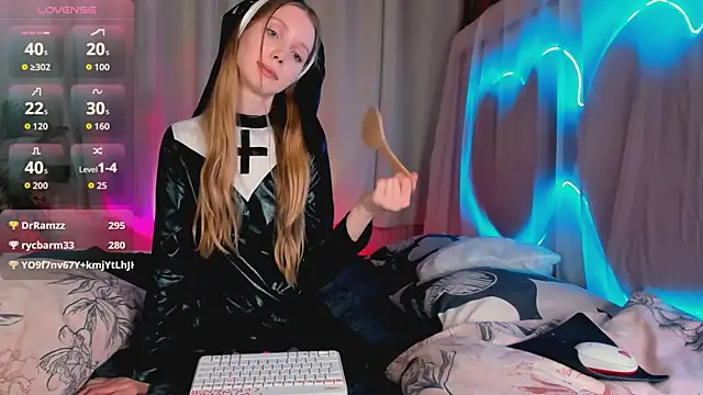 lada2k4 Live XXX-chat