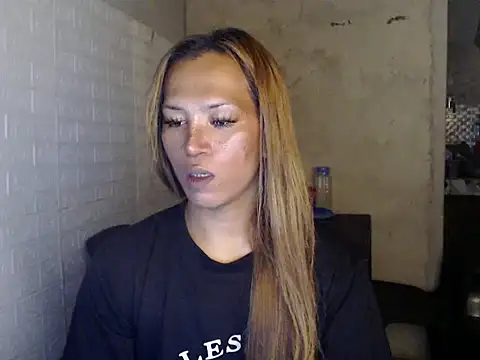 isabellabigcock06 – Kamerová šou