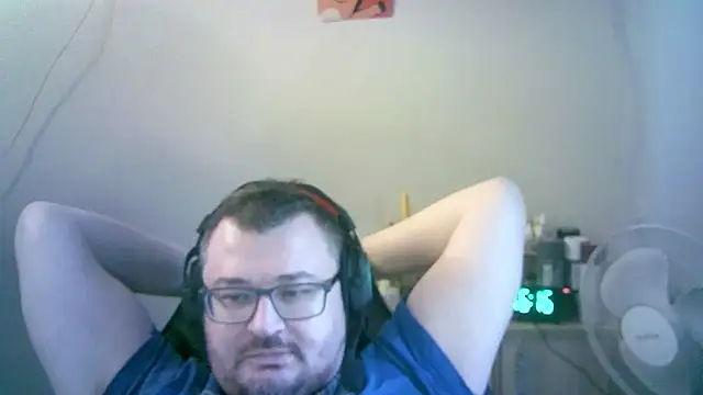 Živý XXX chat SirAbuser