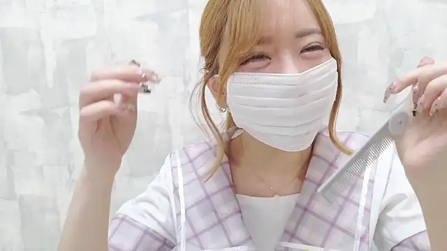 momo_love_'s Live XXX Chat