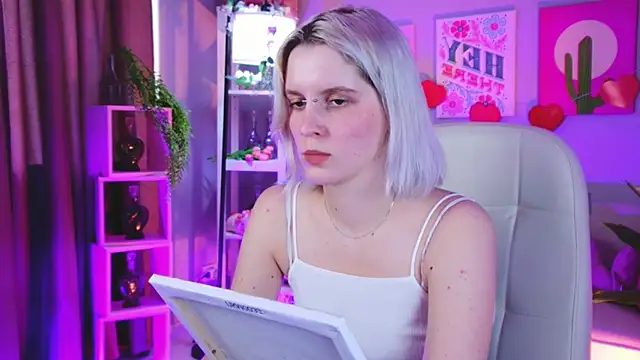 BethanyCloud Adlı Modelin Canlı XXX Sohbeti