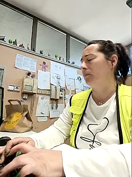 bichota85のライブXXXチャット