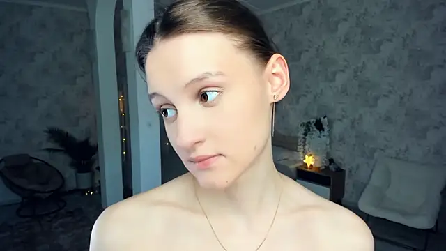 Chat XXX en directo de LianneBynon