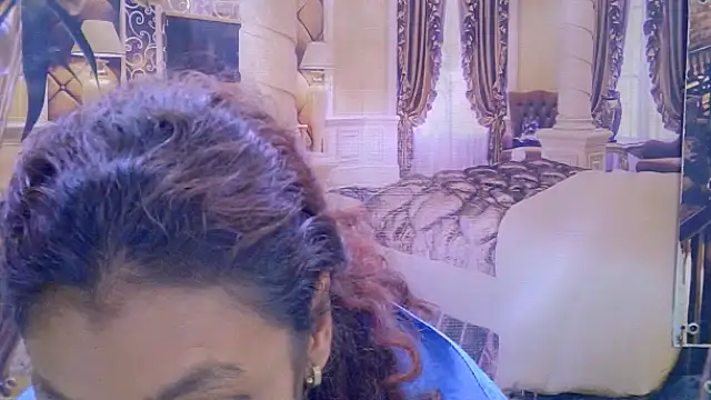 IndianSexyButt Live XXX Chat