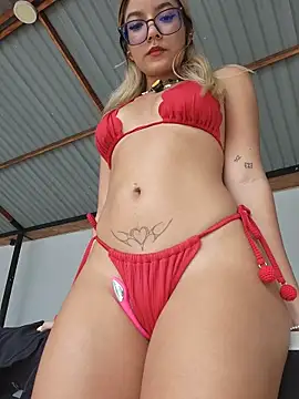 Pretty_roxxyyのライブXXXチャット