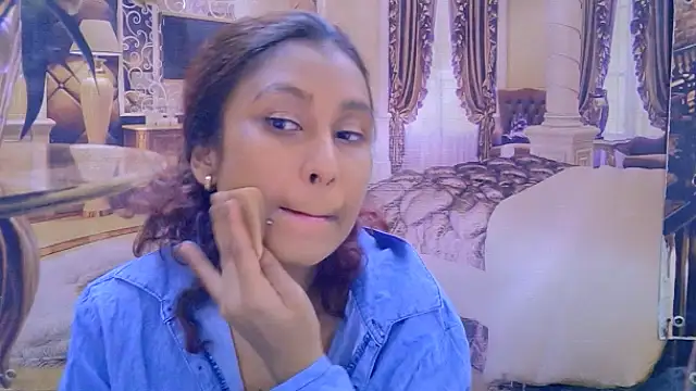 Chat XXX ao vivo de IndianSexyButt