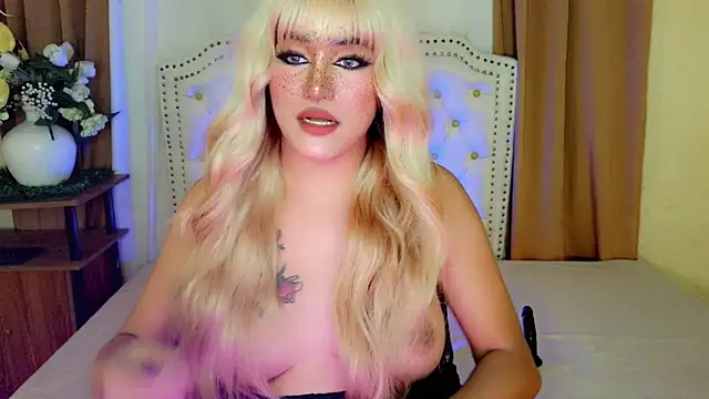 ChloeAsianのウェブカメラショー