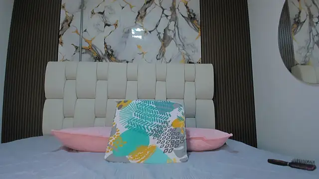 alisstarr's Webcam Show