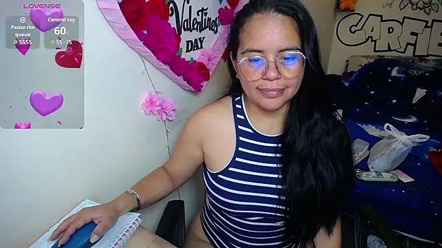 Czat XXX na żywo – Miss__kendra_