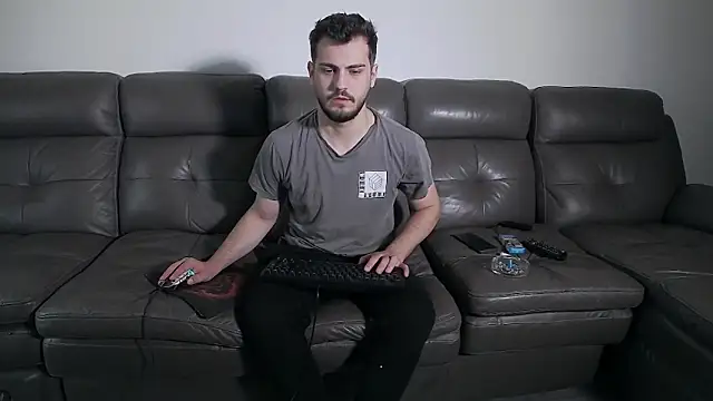 CrazyDom1's Live XXX Chat