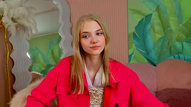 4example_Chloe élő XXX-chatje