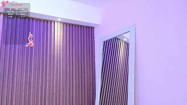 AlanaWalker9: απευθείας συνομιλία ΧΧΧ