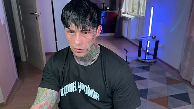 Anubisgods élő XXX-chatje