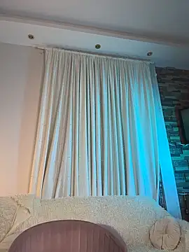 XXX chat uživo modela Tattitude_