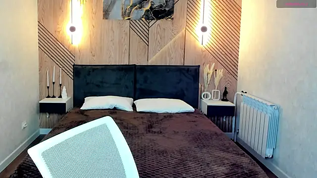 elise_robbie's Live XXX Chat