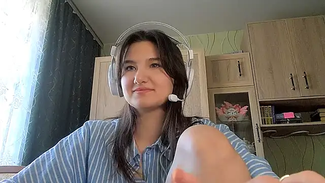 MiryDeni Chat XXX live